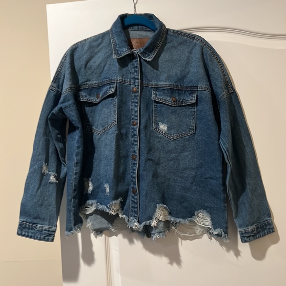 Distressed Jean Jacket - Picture 7 of 11